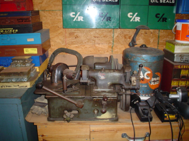 Sioux Valve Grinding Machine
This was my Dad's.
Still works Great after 60+ years.

