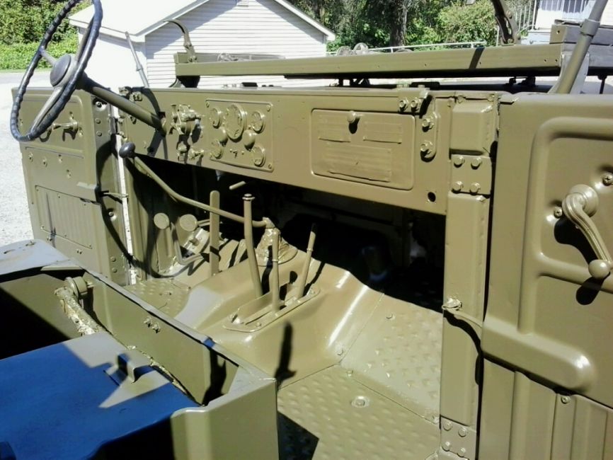 Cab paint 09-21-2014
First coat of 23070 Olive Drab
